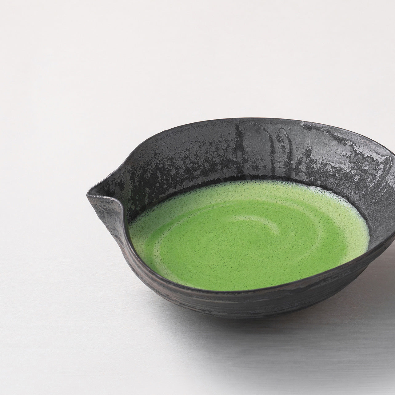 Nakamura Tokichi Matcha Standard 100g in a Spouted Tea Bowl (Katakuchi) for Authentic Matcha Preparation.