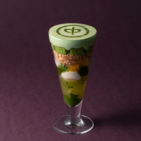 Special "tea parfait" only available at Shijo store