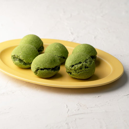A Crisp Exterior and Mochi-Like Center: How to Make Matcha Pão de Queijo